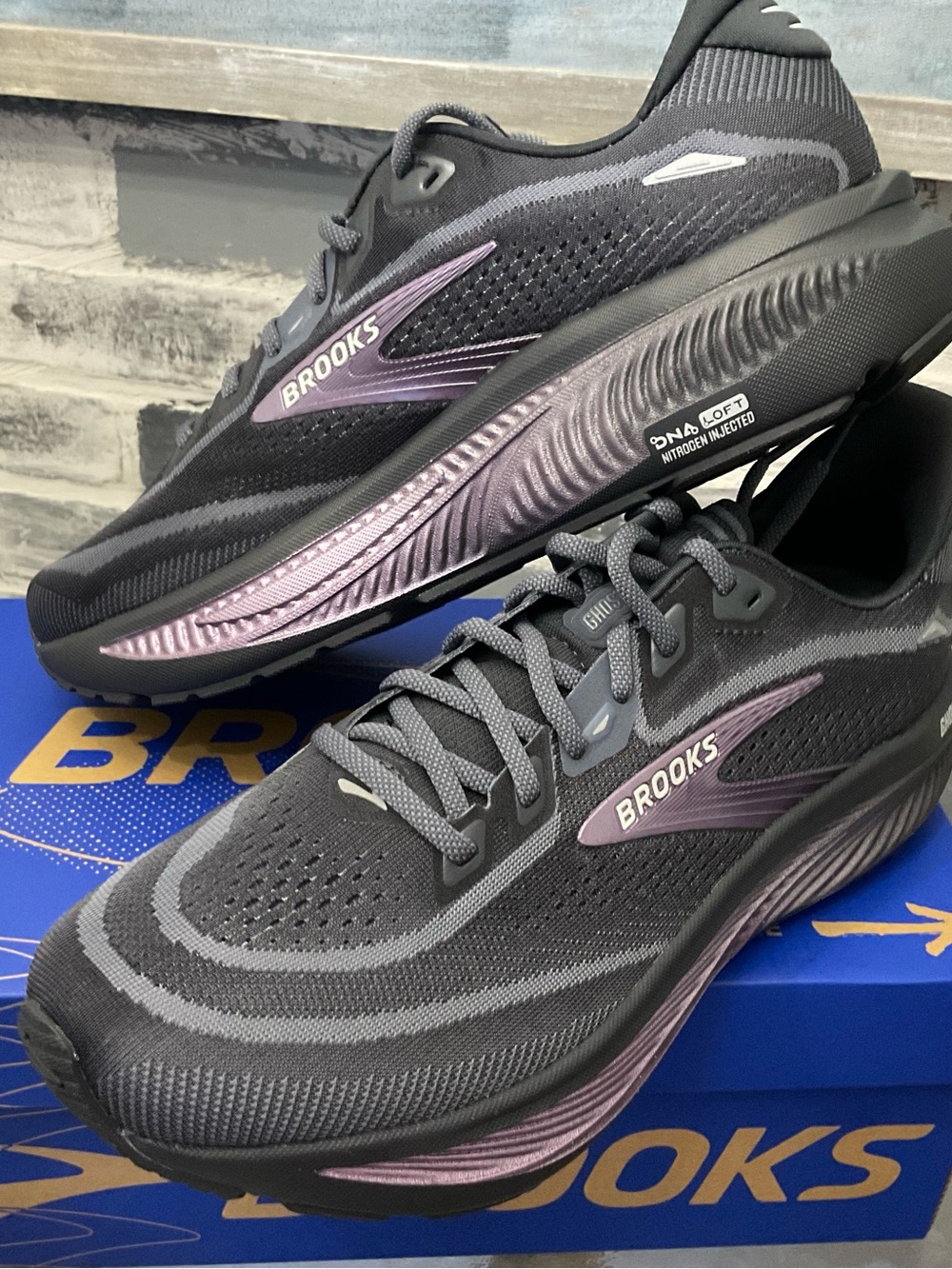 Brooks Women’s Running Shoes — Black with Light Purple Accents